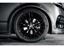 Volkswagen VOLKSWAGEN TRANSPORTER VW T6.1 T32 CARAVELLE 204 SWB DSG HIGHLINE