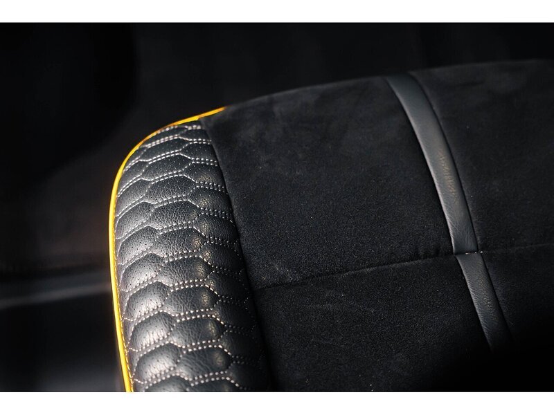 Volkswagen VOLKSWAGEN VW TRANSPORTER T32 KOMBI VAN HIGHLINE SWB 204 DSG