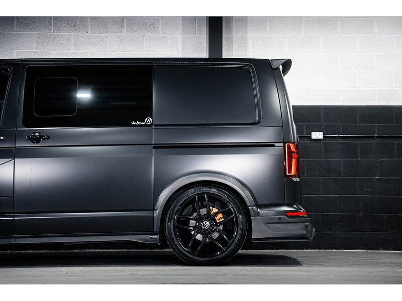 Volkswagen VOLKSWAGEN VW TRANSPORTER T32 KOMBI VAN HIGHLINE SWB 204 DSG