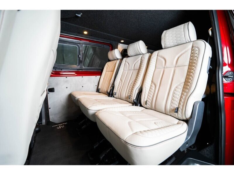 Volkswagen VW VOLKSWAGEN TRANSPORTER T6.1 T32 KOMBI SLEEPER HIGHLINE TTR LWB 204 DSG