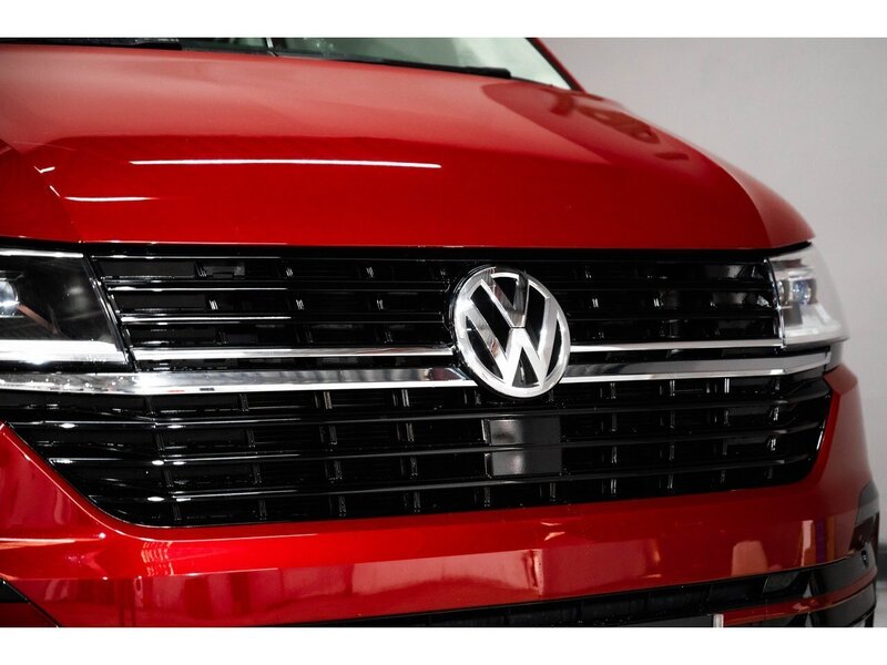 Volkswagen VW VOLKSWAGEN TRANSPORTER T6.1 T32 KOMBI SLEEPER HIGHLINE TTR LWB 204 DSG