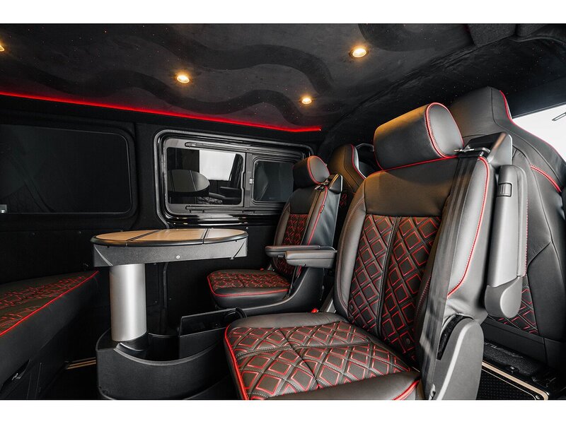 Volkswagen VOLKSWAGEN TRANSPORTER T6.1 T32 TAX EFFICIENT VW CARAVELLE 204 LWB DSG HIGHLINE