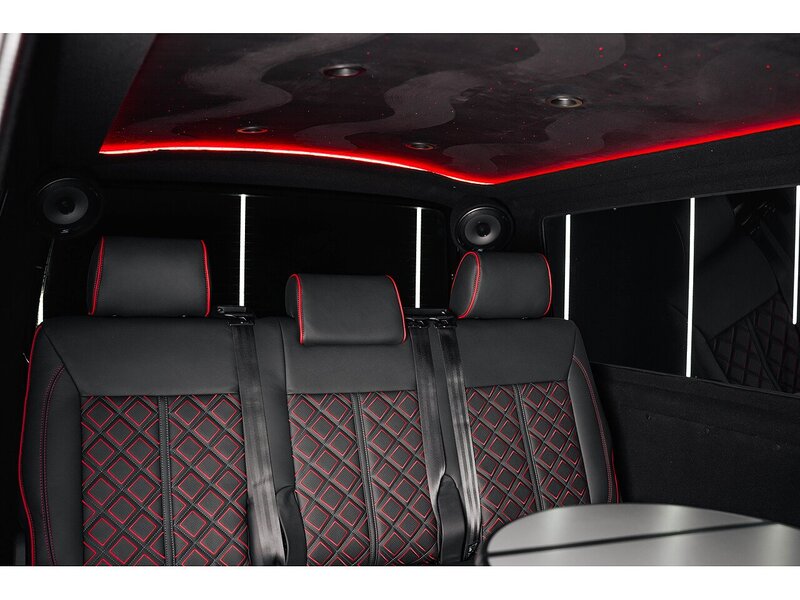 Volkswagen VOLKSWAGEN TRANSPORTER T6.1 T32 TAX EFFICIENT VW CARAVELLE 204 LWB DSG HIGHLINE