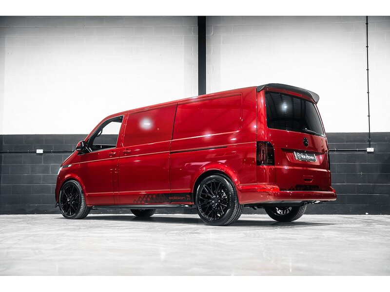 Volkswagen VOLKSWAGEN TRANSPORTER VW T6.1 T32 PANEL VAN HIGHLINE LWB 150PS 2.0 TDI DSG ED73