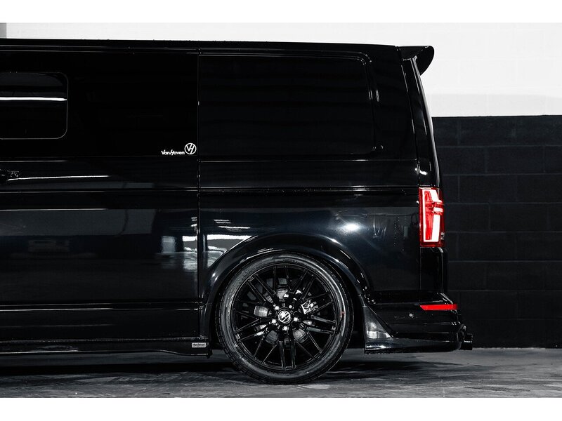 Volkswagen VOLKSWAGEN TRANSPORTER VW T6.1 T32 KOMBI VAN HIGHLINE LWB 150PS 2.0 TDI DSG