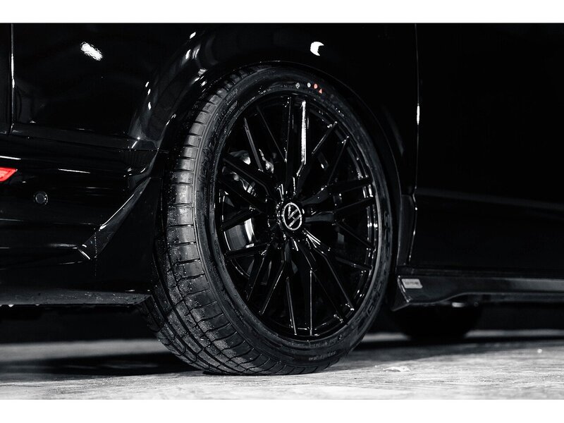 Volkswagen VOLKSWAGEN TRANSPORTER VW T6.1 T32 KOMBI VAN HIGHLINE LWB 150PS 2.0 TDI DSG