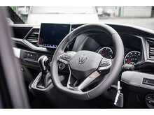 Volkswagen VOLKSWAGEN TRANSPORTER VW T6.1 T32 KOMBI VAN HIGHLINE LWB 150PS 2.0 TDI DSG EDITION 73