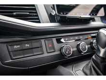 Volkswagen VOLKSWAGEN TRANSPORTER VW T6.1 T32 KOMBI VAN HIGHLINE LWB 150PS 2.0 TDI DSG EDITION 73