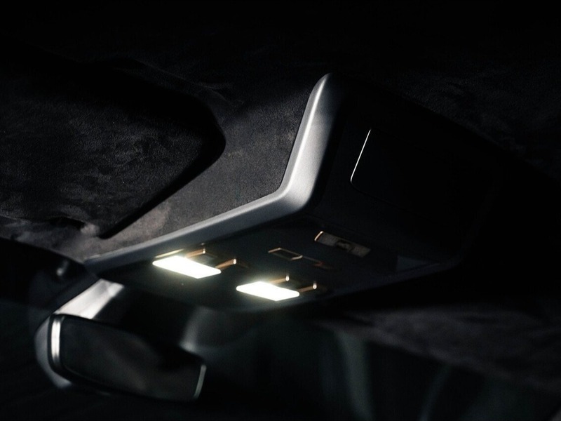 Volkswagen VOLKSWAGEN TRANSPORTER T6.1 T32 TAX EFFICIENT KOMBI 204ps LWB DSG HIGHLINE