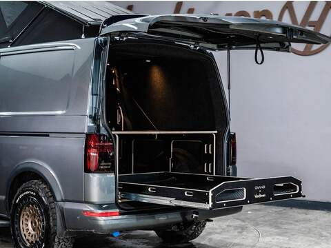 Volkswagen VOLKSWAGEN TRANSPORTER VW T6.1 T32 4MOTION KOMBI 204 LWB DSG HIGHLINE