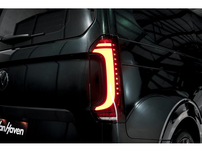 Volkswagen T32 Panel Van Commerce Pro LWB 170ps 2.0 TDI DSG