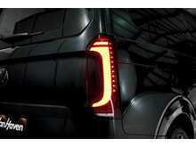 Volkswagen T32 Panel Van Commerce Pro LWB 170ps 2.0 TDI DSG