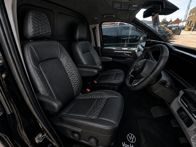 Volkswagen T32 Panel Van Commerce Pro SWB 150 PS 2.0 TDI 8sp Automatic 4MOTION