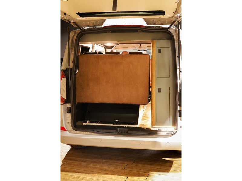 Volkswagen T32 Panel Van Commerce Pro SWB 150 PS 2.0 TDI 8sp Automatic 4MOTION