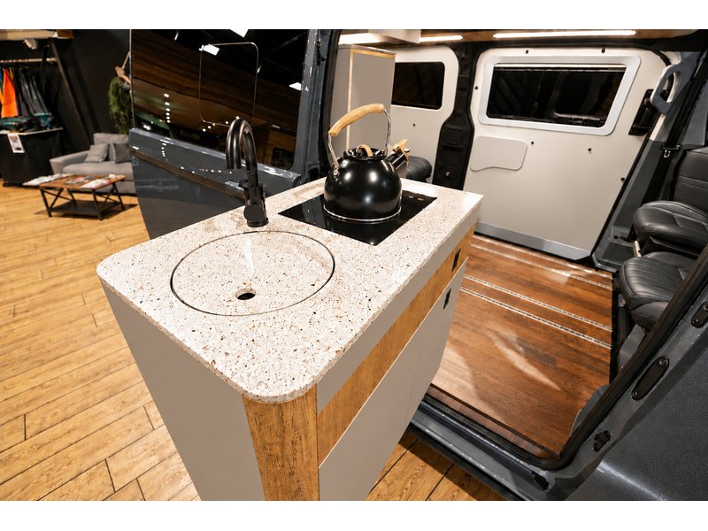 Volkswagen T32 Panel Van Commerce Pro SWB 150 PS 2.0 TDI 8sp Automatic 4MOTION