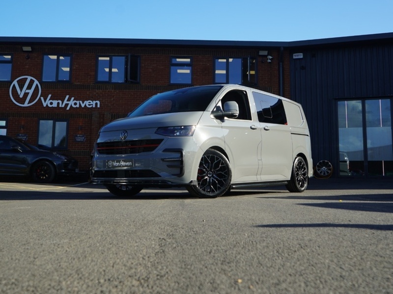 Volkswagen T32 Panel Van Commerce Pro SWB 150 PS 2.0 TDI 8sp Automatic 4MOTION