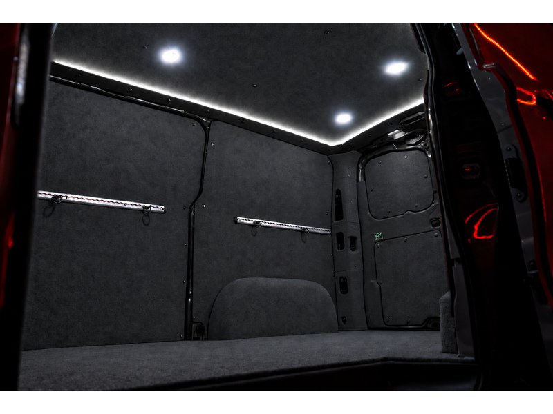 Volkswagen T32 Panel Van Commerce Pro SWB 150 PS 2.0 TDI 8sp Automatic 4MOTION