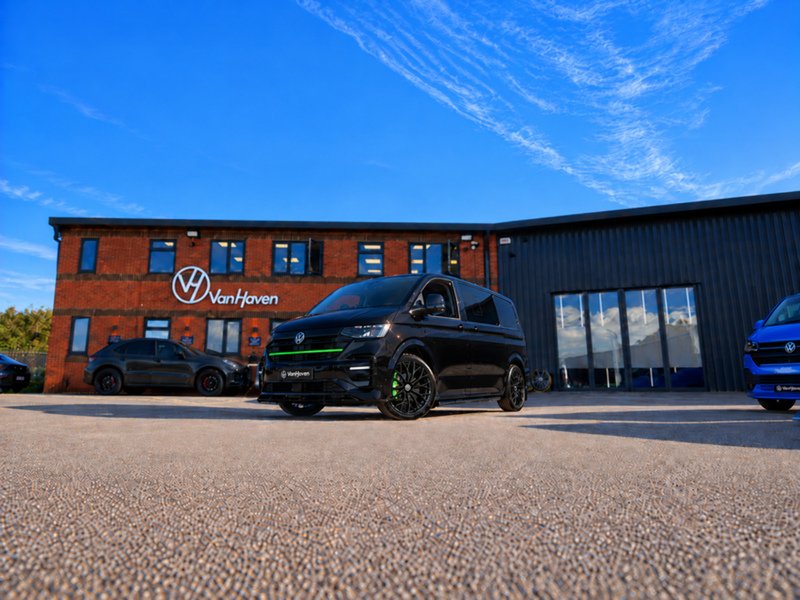 Volkswagen T32 Panel Van Commerce Pro SWB 150 PS 2.0 TDI 8sp Automatic 4MOTION
