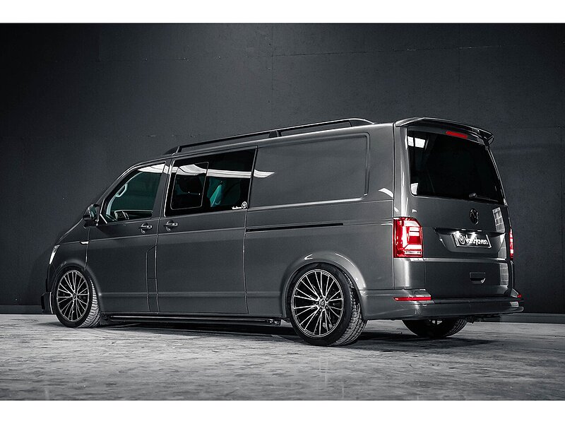 Volkswagen 2.0 TDI T32 BlueMotion Tech Window Van 4dr Diesel DSG FWD LWB Euro 6 (s/s) (150 ps)