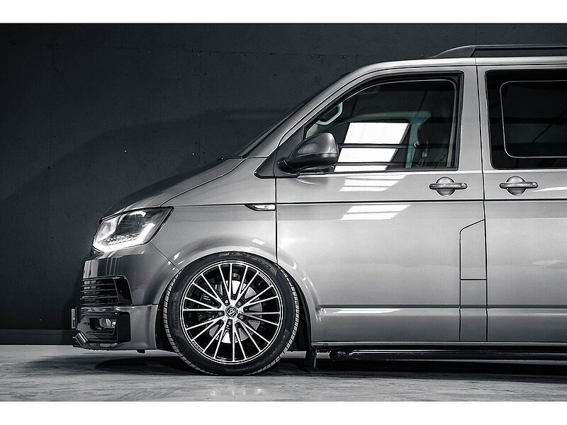 Volkswagen 2.0 TDI T32 BlueMotion Tech Window Van 4dr Diesel DSG FWD LWB Euro 6 (s/s) (150 ps)