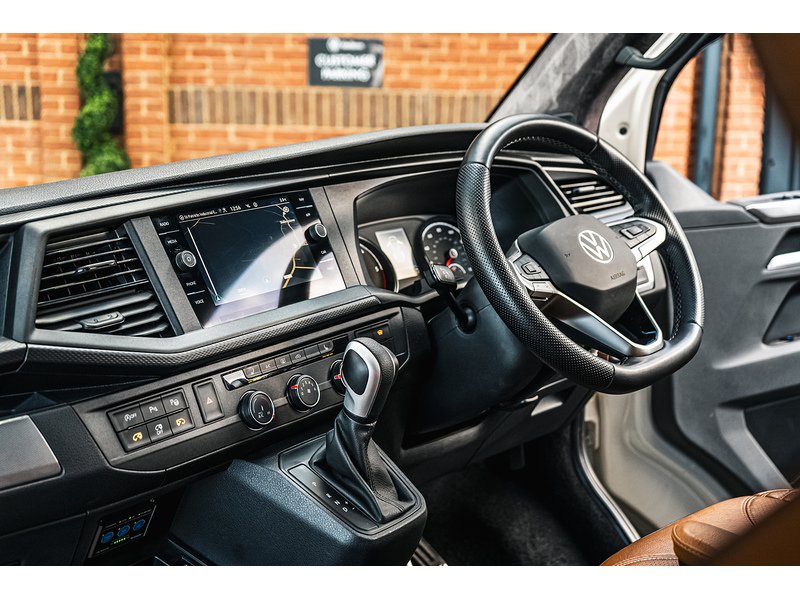 Volkswagen T32 Kombi Highline SWB 150PS 2.0 TDI DSG