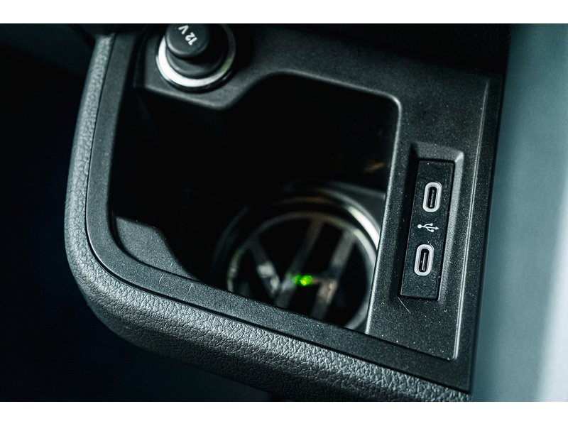 Volkswagen T32 Kombi Highline SWB 150PS 2.0 TDI DSG