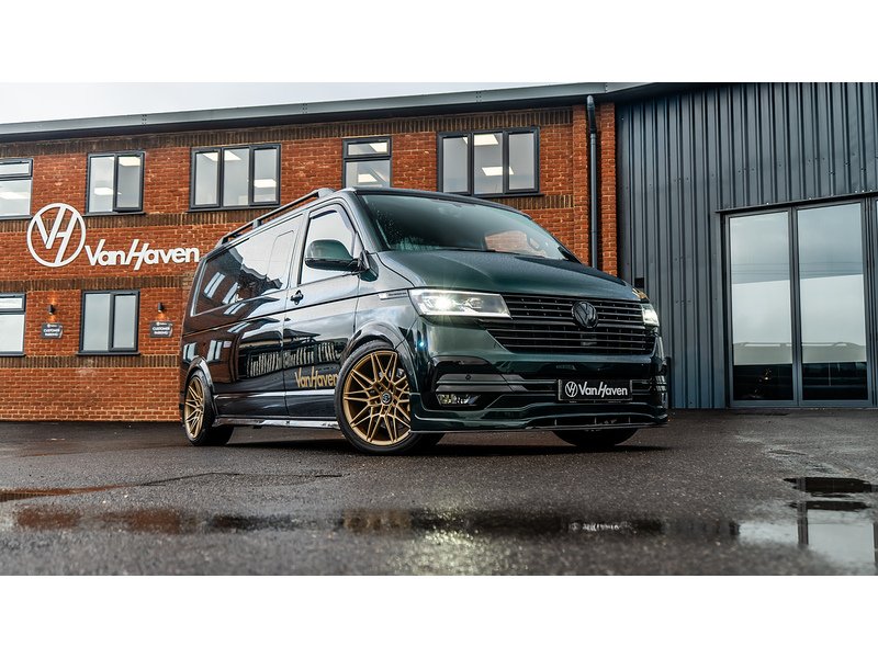 Volkswagen T32 Transporter Highline LWB 204ps Automatic 2.0 Diesel 5dr