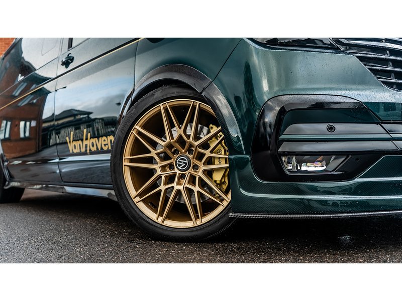 Volkswagen T32 Transporter Highline LWB 204ps Automatic 2.0 Diesel 5dr