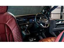 Volkswagen T32 Transporter Highline LWB 204ps Automatic 2.0 Diesel 5dr