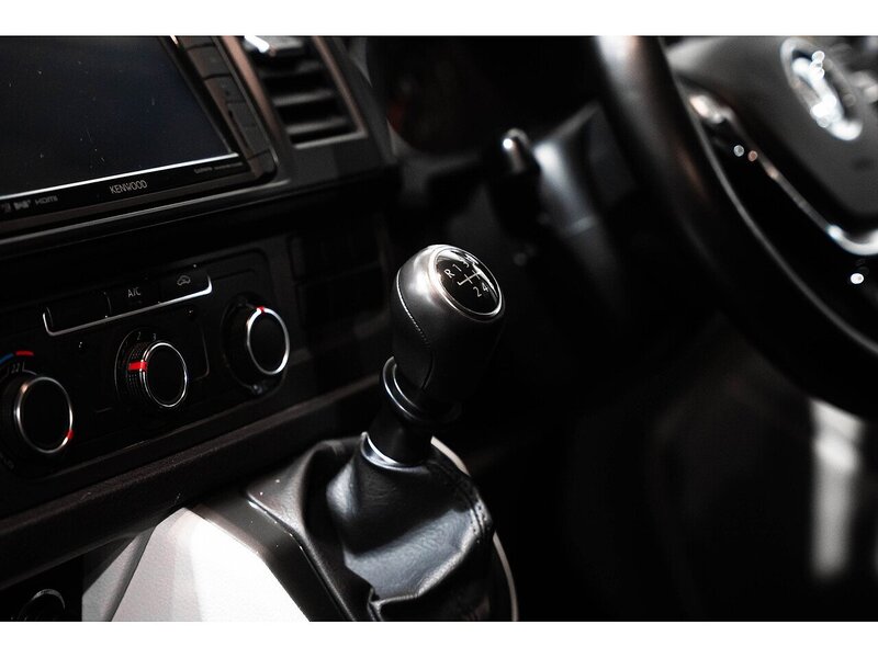 Volkswagen 2.0 TDI T30 BlueMotion Tech Highline Panel Van 5dr Diesel Manual FWD SWB Euro 6 (s/s) (150 ps)