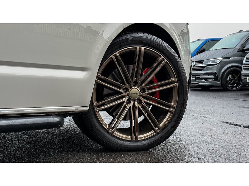 Volkswagen TDI T32 Highline Combi Van 2.0 Automatic Diesel