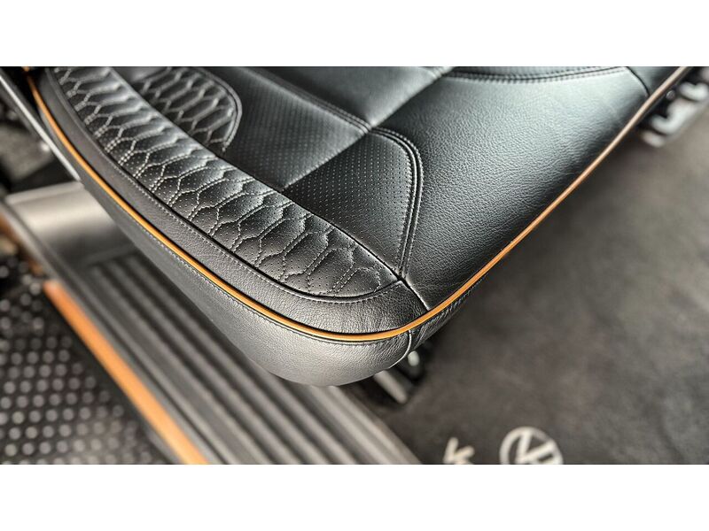 Volkswagen BiTDI T32 Highline Combi Van 2.0 Automatic Diesel