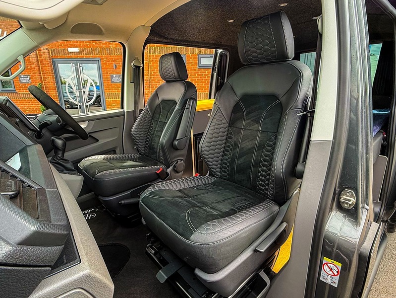 Volkswagen T30 Panel Van Highline SWB 204PS 2.0 TDI DSG