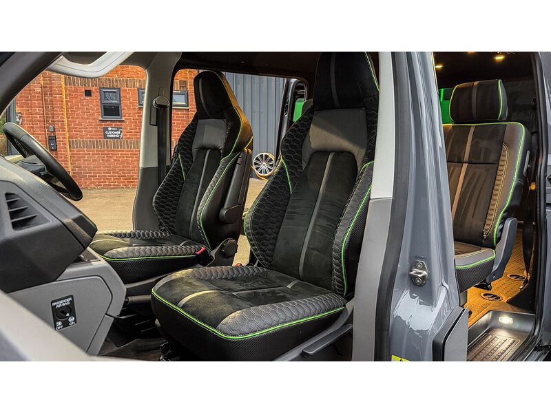Volkswagen T32 Panel Van Highline LWB 204PS 2.0TDI DSG Panel Van 2.0 Automatic Diesel