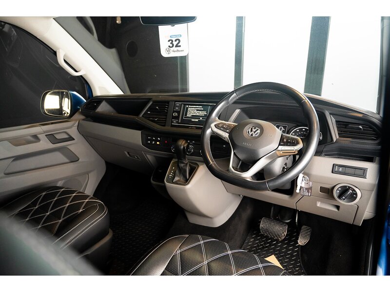 Volkswagen T32 Tdi Kombi Highline 204ps SWB 2.0 DSG Diesel