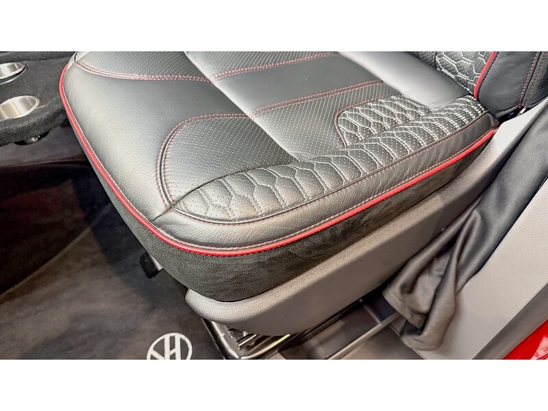 Volkswagen 2.0 TDI T32 Highline Crew Van 5dr Diesel DSG FWD SWB Euro 6 (s/s) (150 ps)