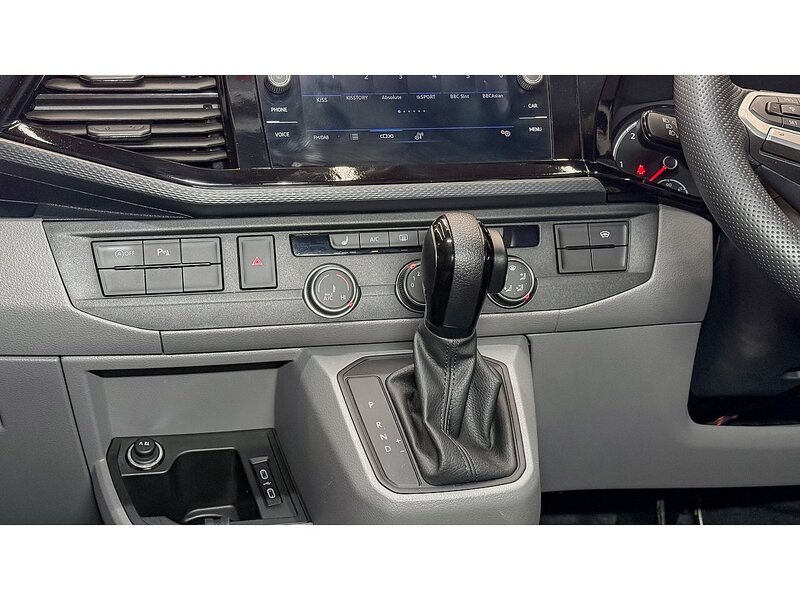 Volkswagen 2.0 TDI T32 Highline Crew Van 5dr Diesel DSG FWD SWB Euro 6 (s/s) (150 ps)