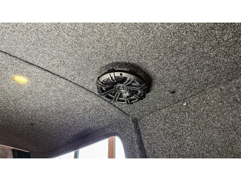 Volkswagen 2.0 TDI T32 Highline Crew Van 5dr Diesel DSG FWD SWB Euro 6 (s/s) (150 ps)