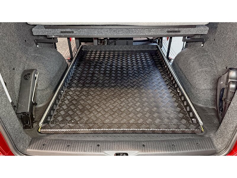 Volkswagen 2.0 TDI T32 Highline Crew Van 5dr Diesel DSG FWD SWB Euro 6 (s/s) (150 ps)