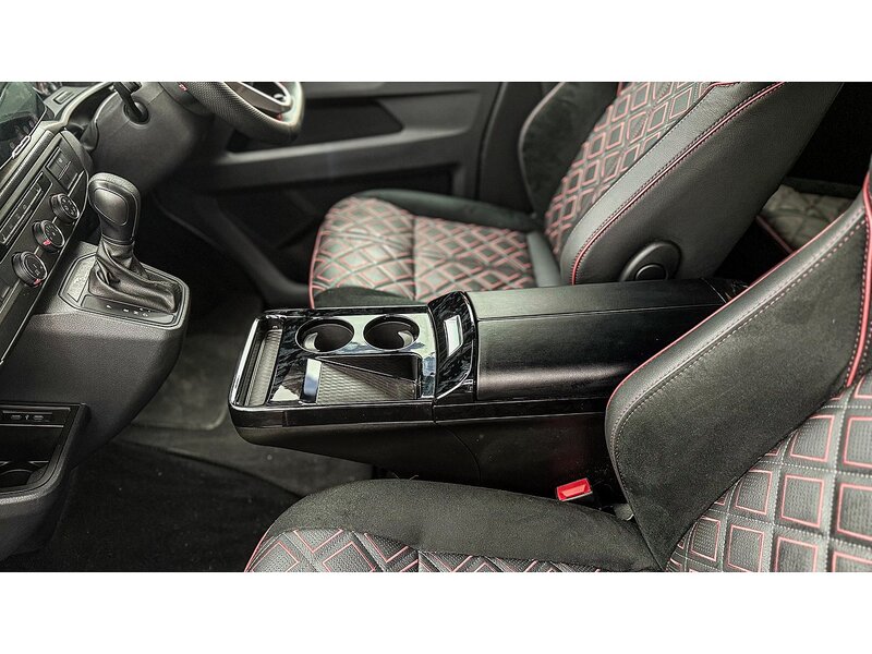 Volkswagen 2.0 TDI T30 Highline Panel Van 5dr Diesel DSG FWD SWB Euro 6 (s/s) (150 ps)