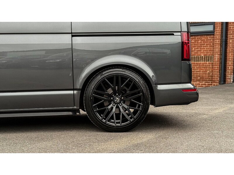 Volkswagen 2.0 TDI T30 Highline Panel Van 5dr Diesel DSG FWD SWB Euro 6 (s/s) (150 ps)