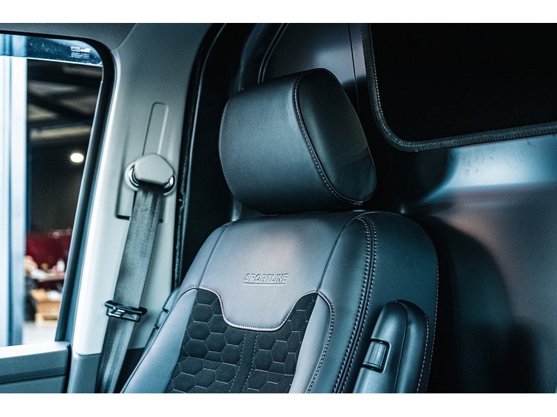 Volkswagen 2.0 BiTDI T32 Sportline Panel Van 5dr Diesel DSG FWD SWB Euro 6 (s/s) (204 ps)
