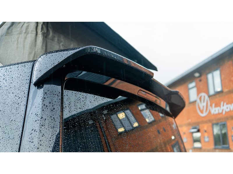 Volkswagen 2.0 BiTDI BlueMotion Tech SE Minibus Double Cab 5dr Diesel DSG FWD LWB Euro 6 (s/s) (204 ps)