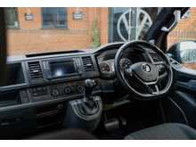 Volkswagen 2.0 BiTDI BlueMotion Tech SE Minibus Double Cab 5dr Diesel DSG FWD LWB Euro 6 (s/s) (204 ps)