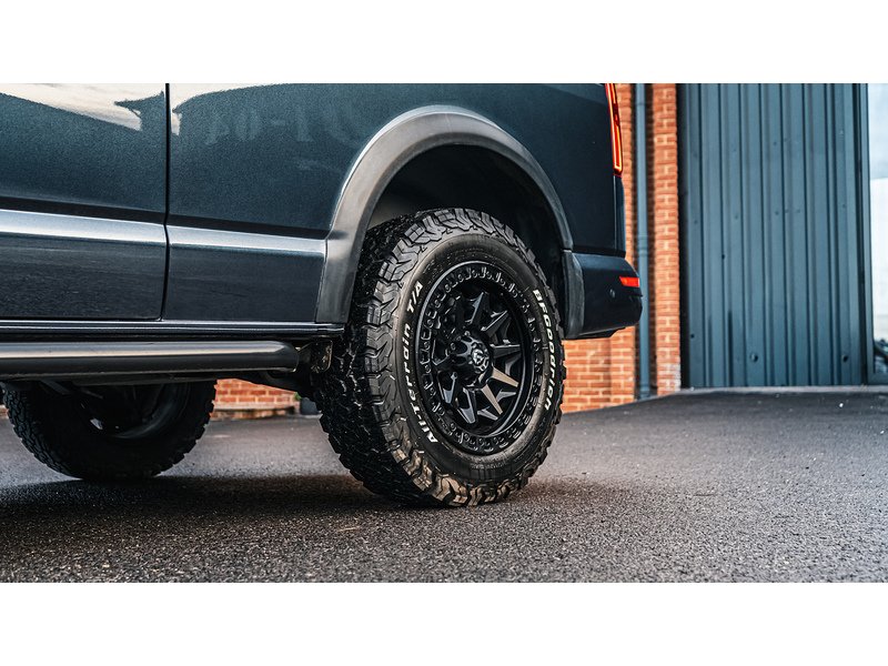 Volkswagen T32 Panel Van Highline LWB 204ps 2.0 TDI DSG 4MOTION