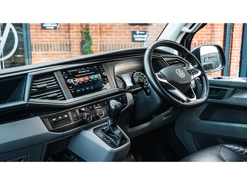 Volkswagen T32 Panel Van Highline LWB 204ps 2.0 TDI DSG 4MOTION