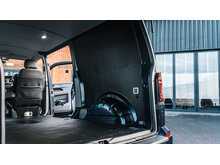 Volkswagen T32 Panel Van Highline LWB 204ps 2.0 TDI DSG 4MOTION
