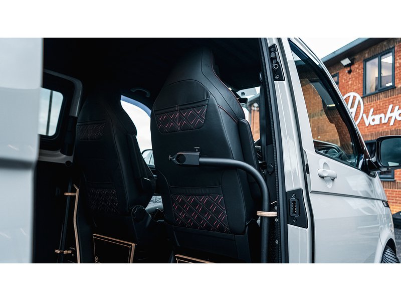 Volkswagen T30 Panel Van Highline LWB 150PS 2.0 TDI DSG Panel Van 2.0 Automatic Diesel