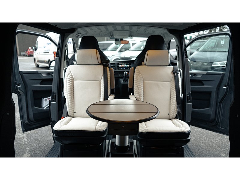 Volkswagen T32 Panel Van Highline LWB 150PS 2.0 TDI DSG