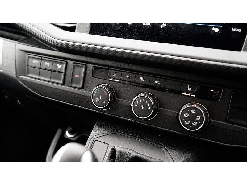 Volkswagen T32 Panel Van Highline LWB 150PS 2.0 TDI DSG